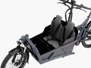 Two child seats with footwell, luggage compartment, splash guard (Load 60, Load4 60)
